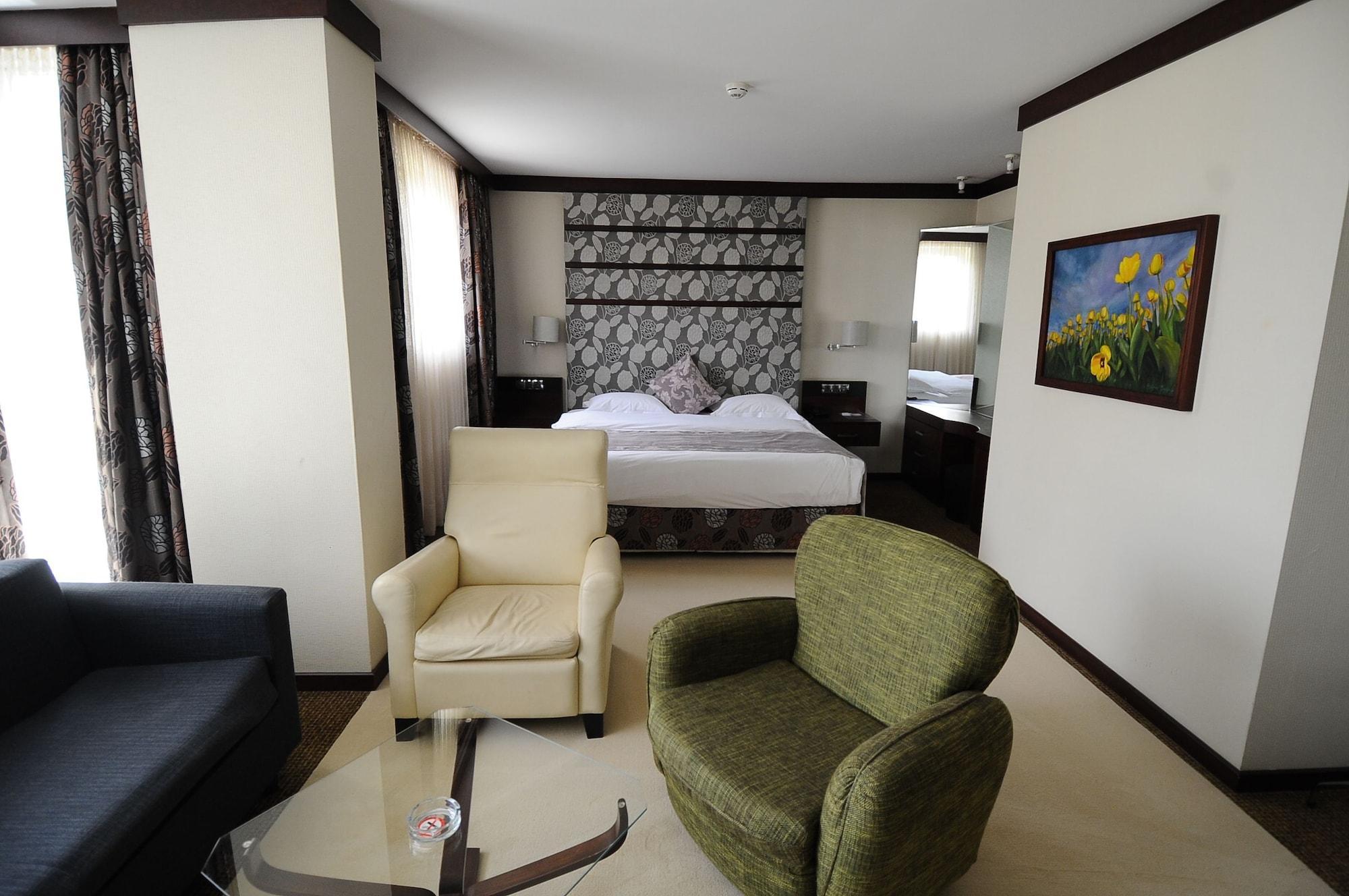 Ontur Butik Hotel อังการา ภายนอก รูปภาพ